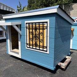 Dog House  6 X4 X4 Ft High With Delivery 