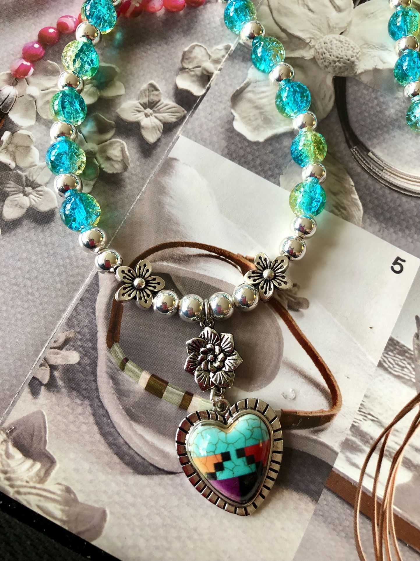 Heart Pendant Necklace 💚💙💚  New Artistic and Classy Jewelry Handmade .