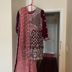 Pakistanis Dhoti salwar kameez, Indian Panjabi dress hand Embroidery. Velvet/lace