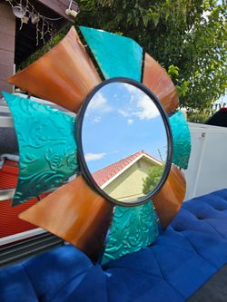 Decorative mirror