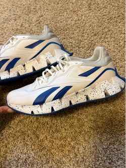 Men’s Reebok shoe size 10