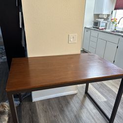 TABLE, I Used It As A Desk
