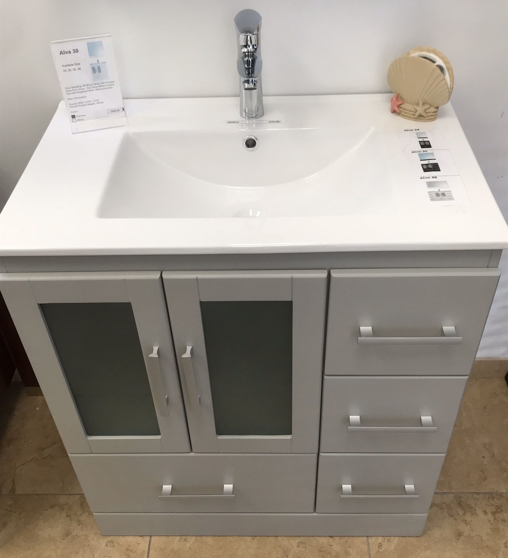 Freestanding Bathroom Vanity/integrated ceramic basin With Faucets! Diy.decor.Sale for Sale in