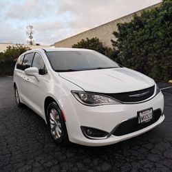 2018 Chrysler Pacifica Touring Plus