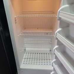 freezer Frigidaire