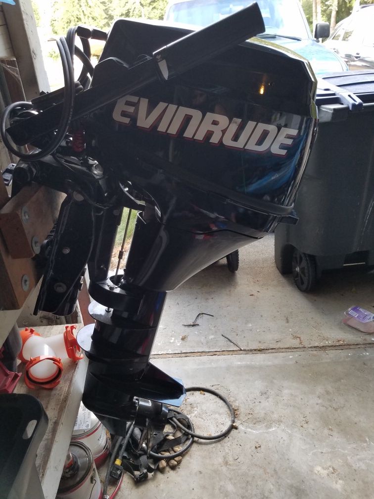 Evinrude 9.8 HP high thrust outboard motor