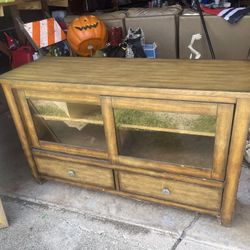 Tv Stand/entertainment Center