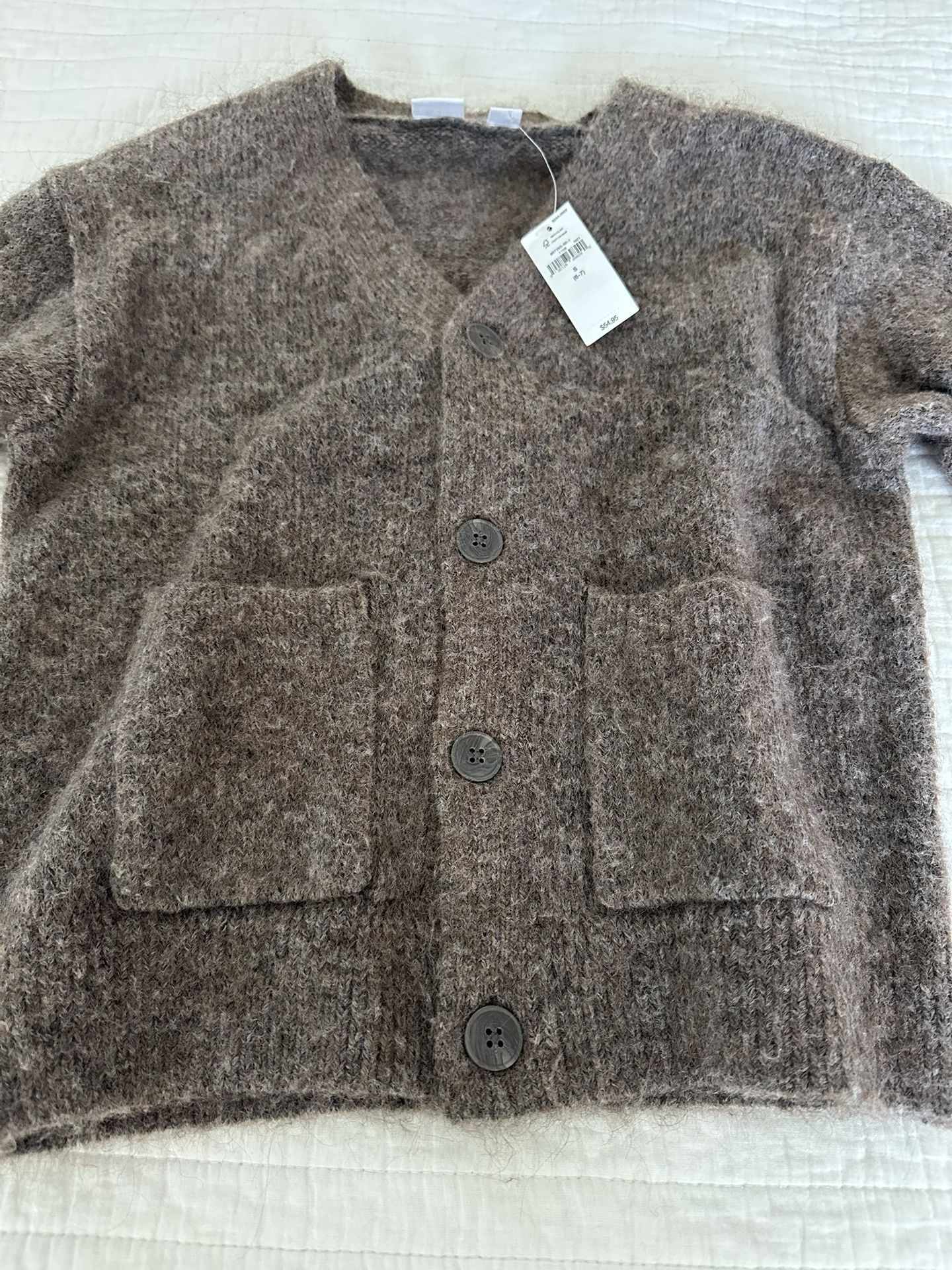 Gap ( Size S 6-7 Years )