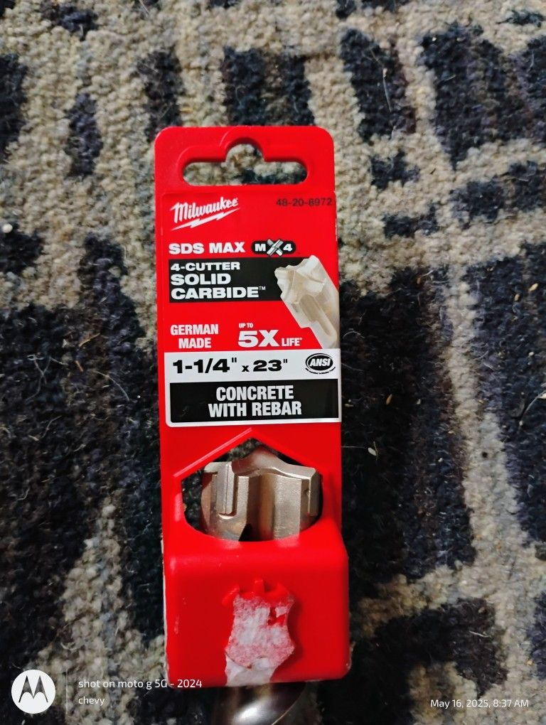 Millwaukee 4 Cutter Solid Carbide 1-1/4x23 Concrete With Rebar Bit