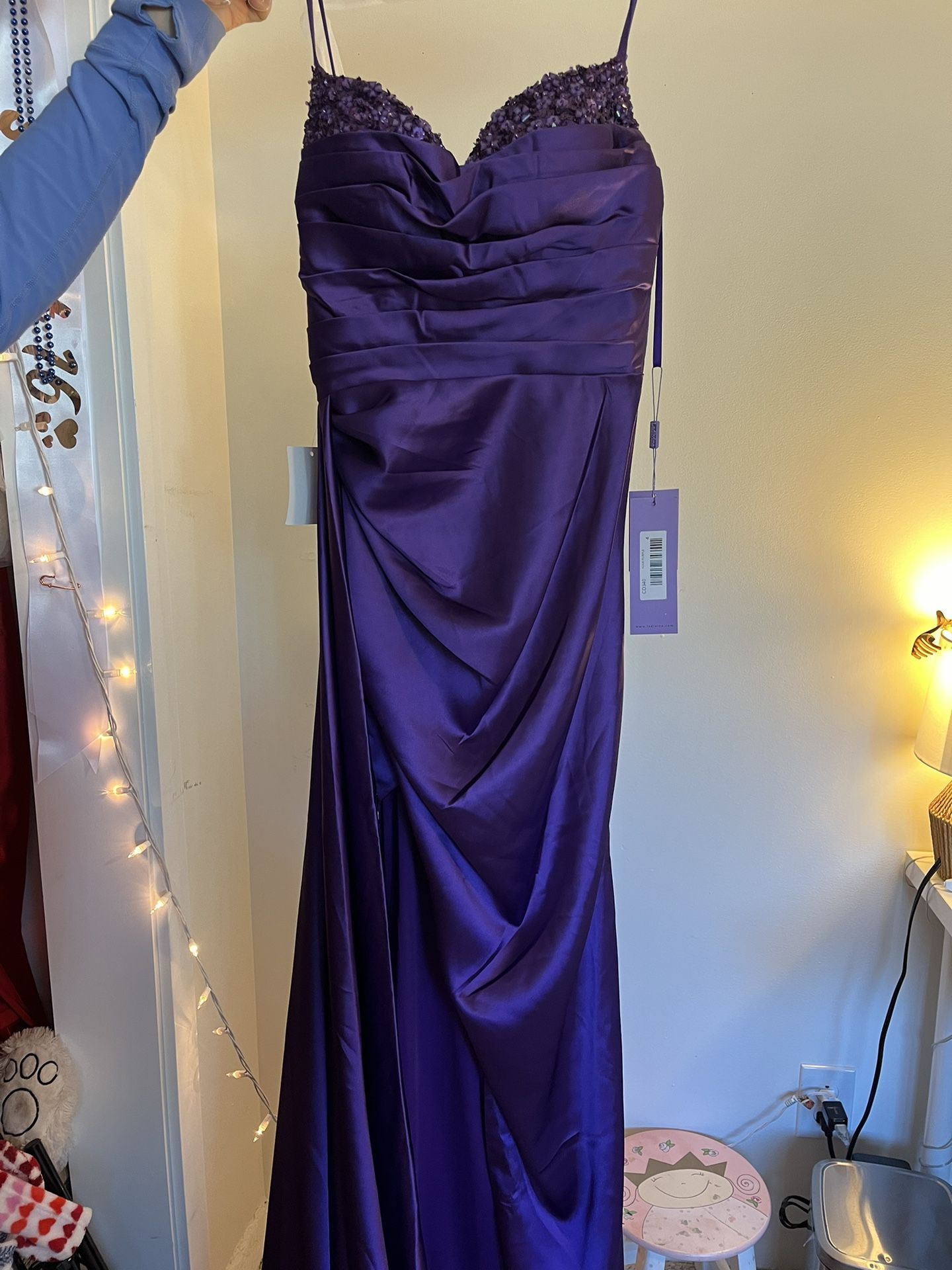 Prom Dress from Villoni Boutique- Brand New, Size 4
