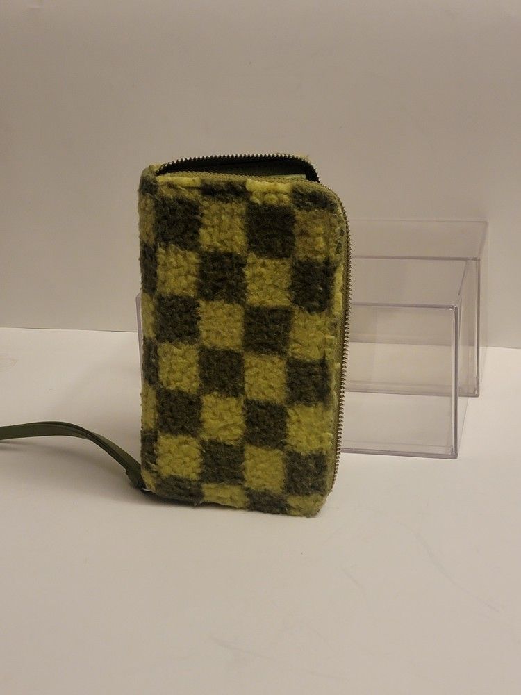 Soft Sided Grinch Style Clutch