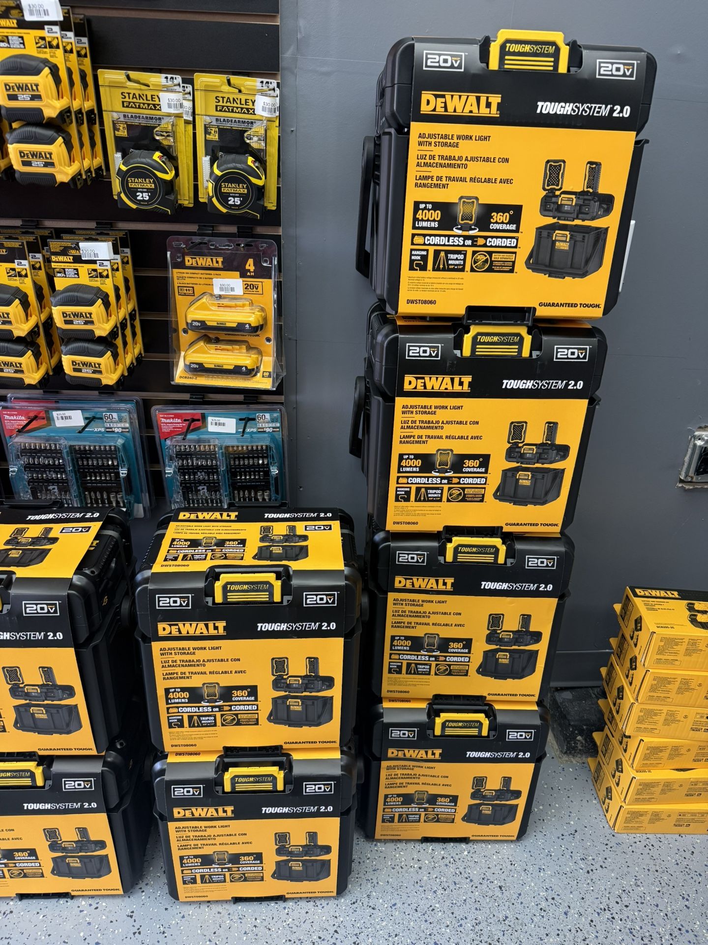 NEW IN! DEWALT Toughsystem 2.0 20V MAX Light Box (Bare Tool) $170