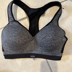 Victoria Secret Sports Bra 32DD