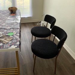 Teddy Black Chairs 
