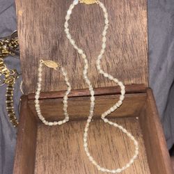 $25 Vintage Pearl Set 