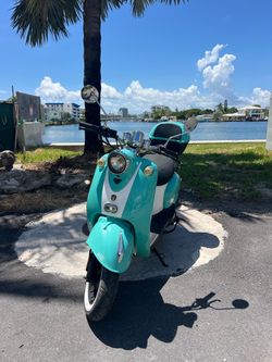 Amigo MAGARI-50 50cc Gas Scooter - Turquoise