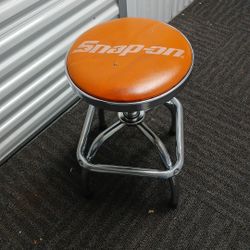 Snap-on Stool