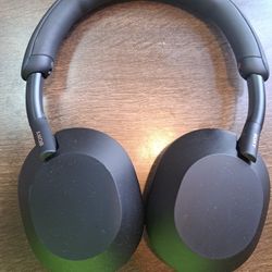 Sony WH1000XM5 Wireless Noise Canceling Headphones 