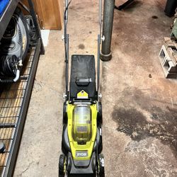 RYOBI ONE+ 18V 13 in. Cordless Battery Walk Behind Push Lawn Mower with 4.0 Ah Battery and Charger