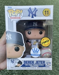 Funko Derek Jeter Chase  New York Yankees