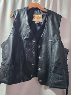 Black Leather Vest – Stylish & Classic