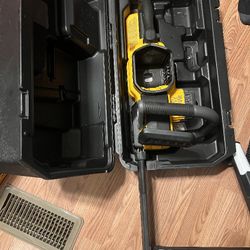 DEWALT FLEXVOLT 60V MAX 20 in. Brushless Cordless Battery Powered Chainsaw and Carry Case (Tool and Case Only