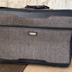 Vintage Jordache Luggage Set
