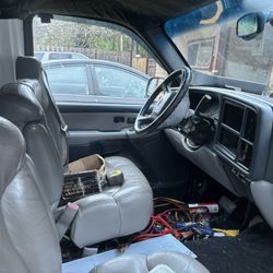 (Equipment Is NOT INCLUDED ) Chevrolet Suburban 