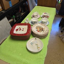 Holiday Plates, Tea Set