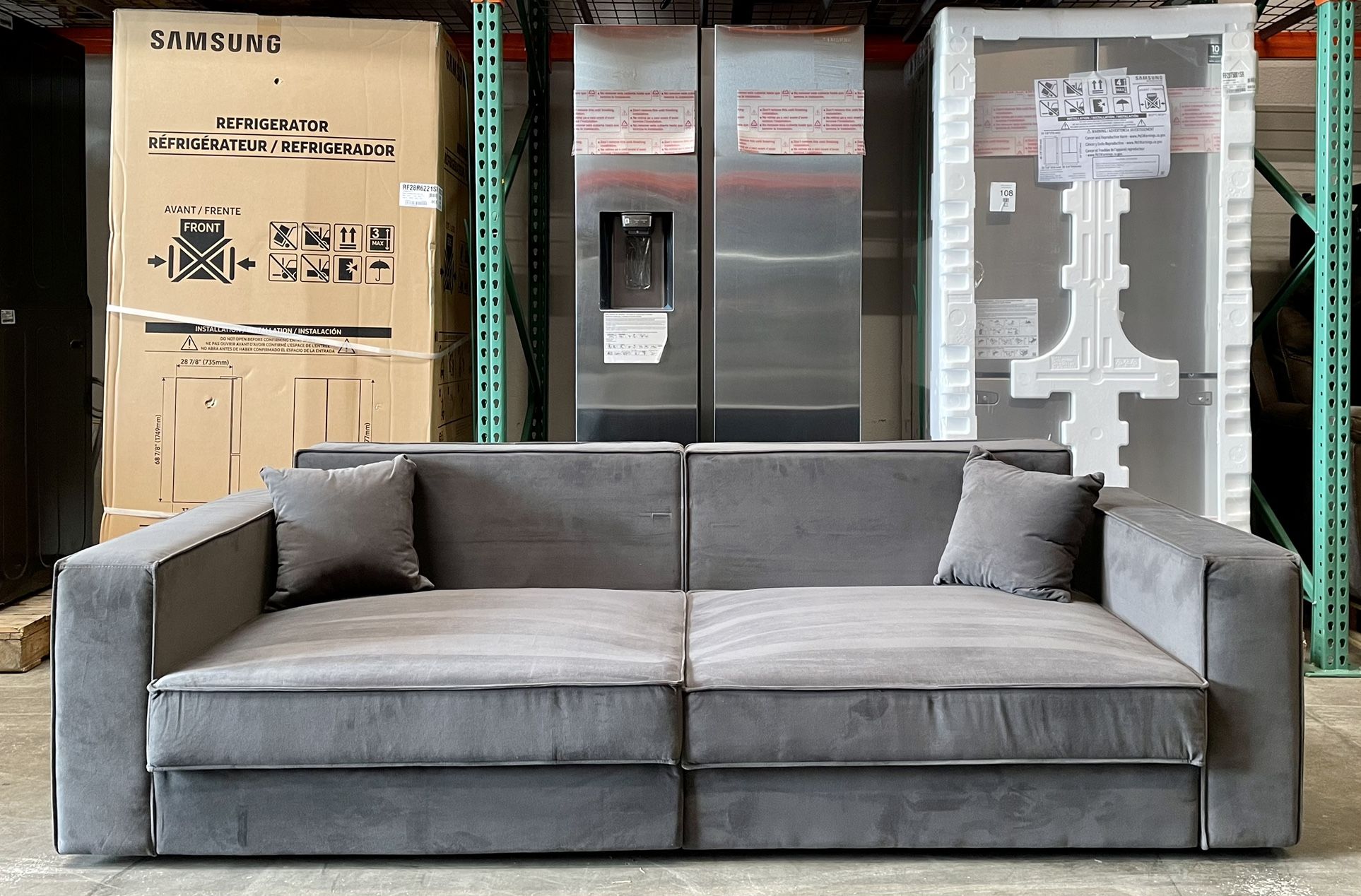 Switch Queen Convertible Sofa with Accent Pillows, Gray