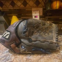 Softball -size 12 Fieders Mitt
