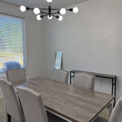 Dining room table 6 chairs