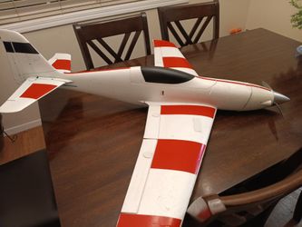 Eflite v1 v1200 140mph rc plane