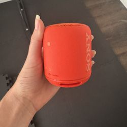 Sony xb10 Bluetooth Speaker 