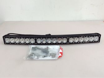 Baja Designs ONX6 Curve 30” Light bar , white driving combo