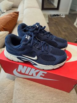 New Nikes size 8.5 and 9.5