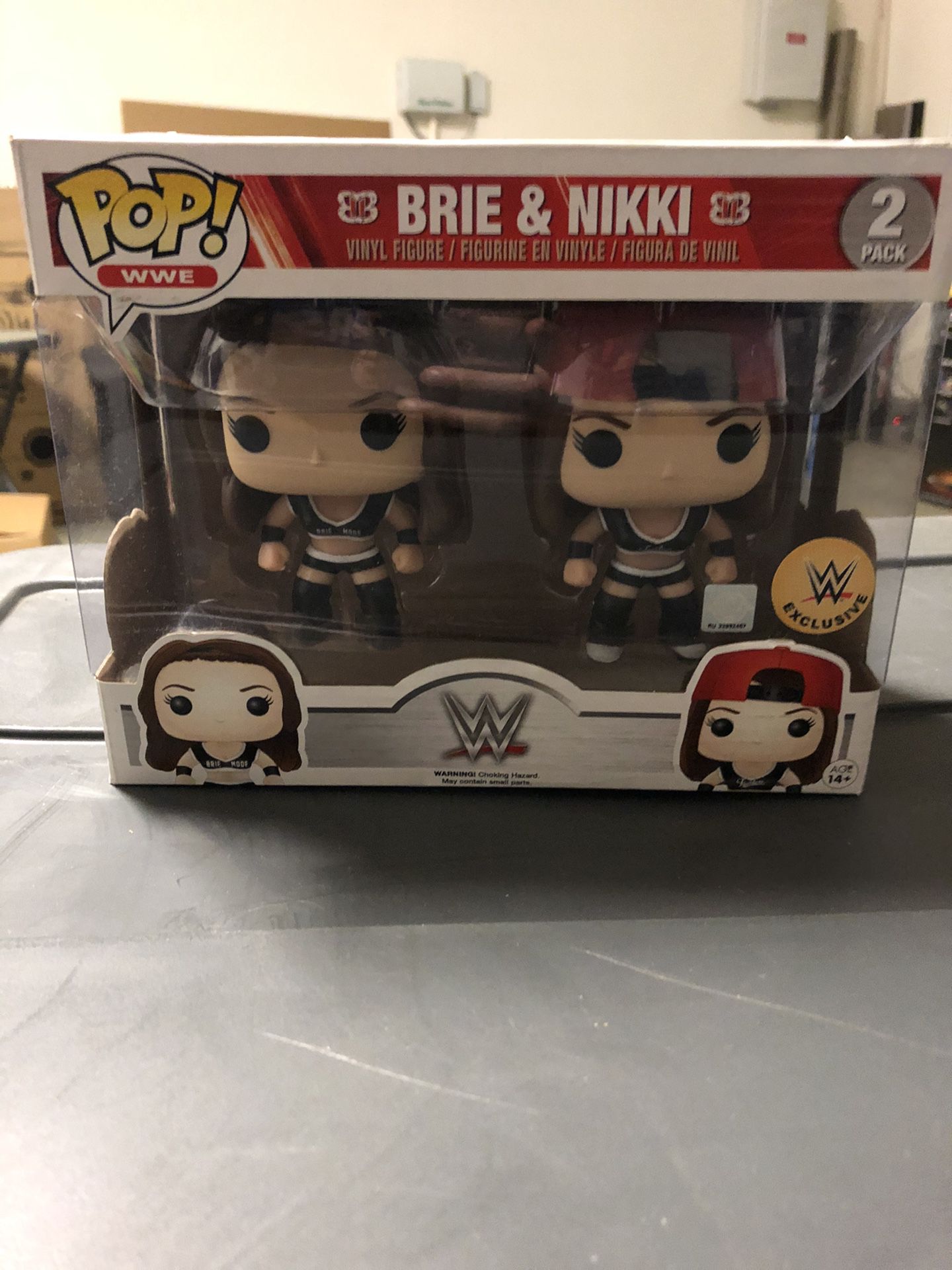 Brie and Nikki bella funko pop alternate wwe exclusive