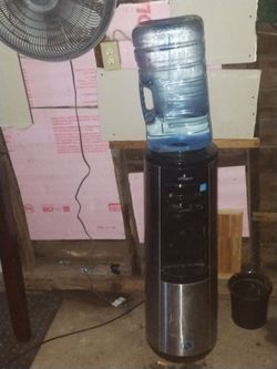 Water dispenser