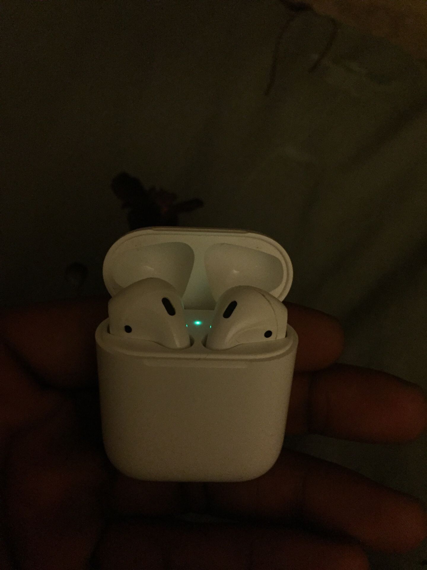 Apple AirPods