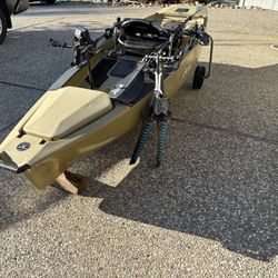 Hobie Pro Angler Fishing Kayak