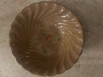 vintage Harker Bakerite ceramic bowl