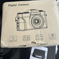 Digital Camera 