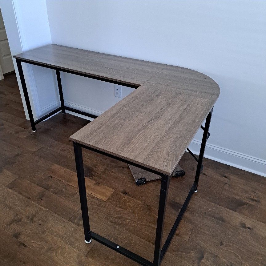 Desk - L Shape