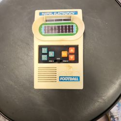 1977 MATTEL  ELECTRONIC FOOTBALL
