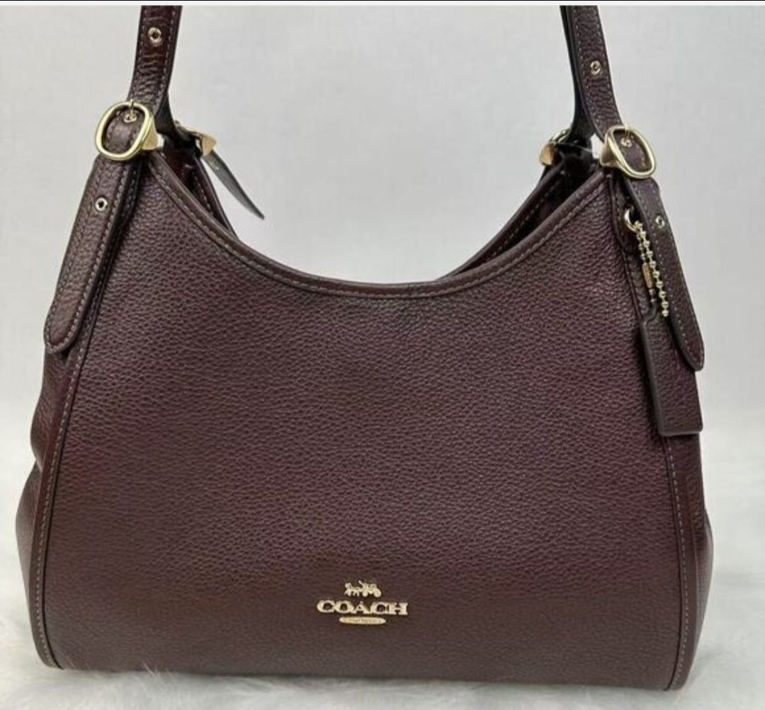 Coach Erin Shoulder bag in Gold/Maple Pebbled Leather