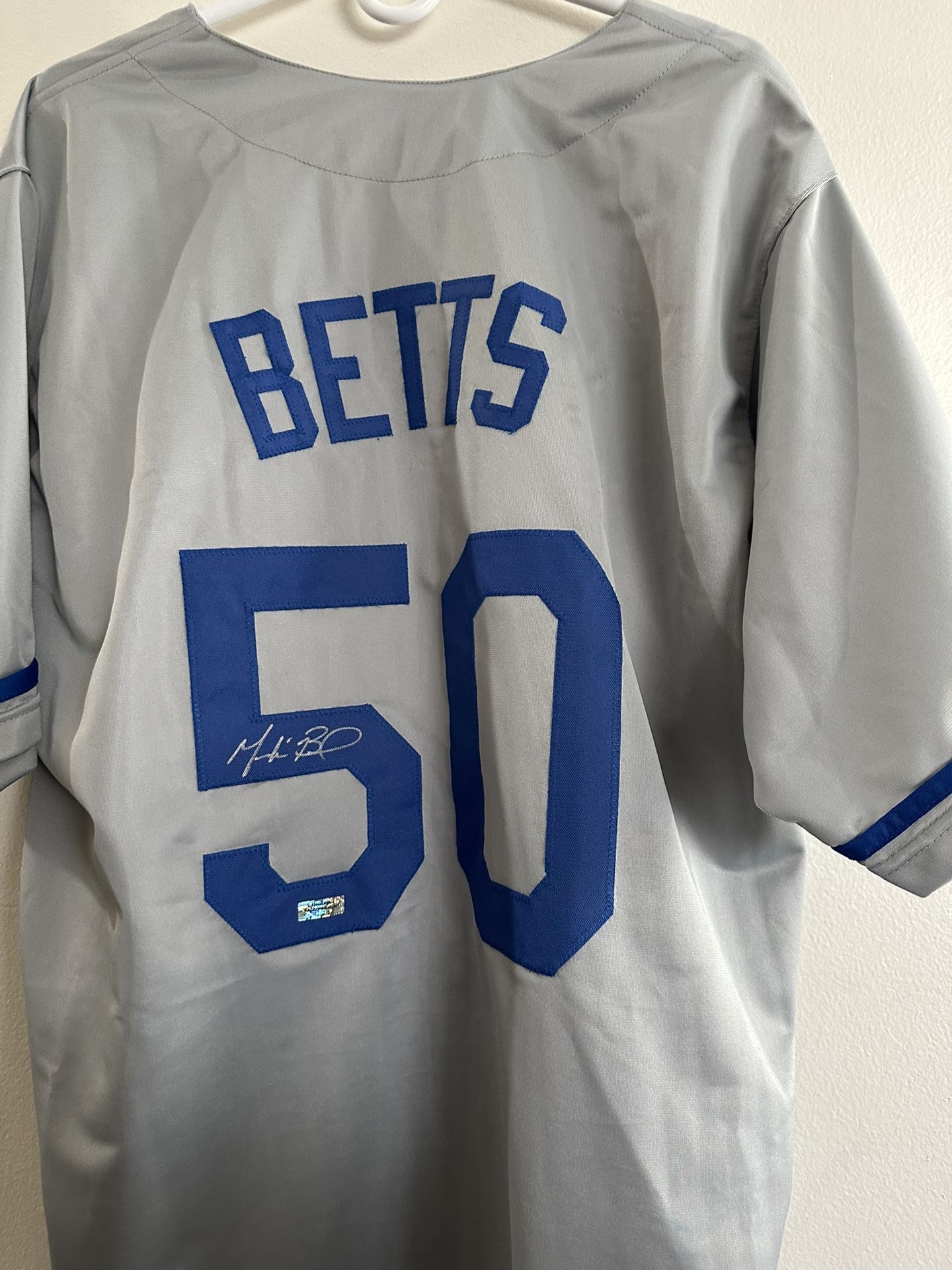MOOKIE BETTS SGNED LOS ANGELES LA DODGERS AUTOGRAPHED CUSTOM JERSEY W/COA XL 706