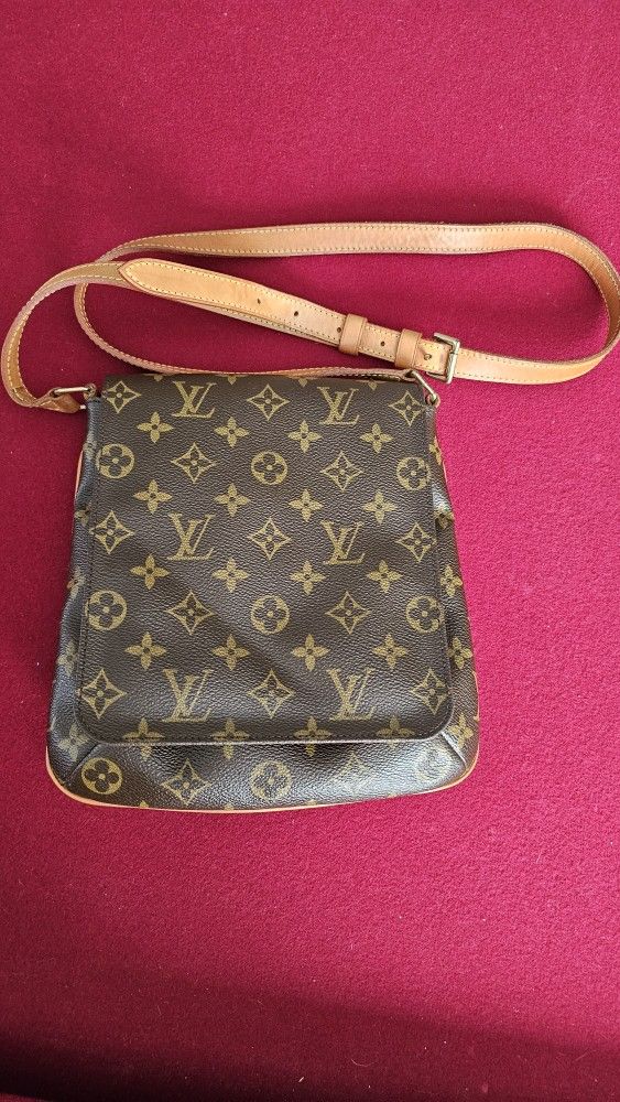 Louis Vuitton Mussette Salsa Shoulder Bag