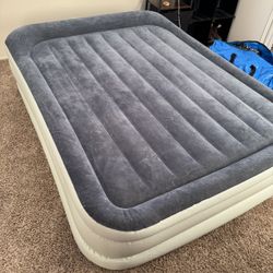 Intex Queen Size Air Mattress 