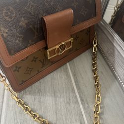 Louis Vuitton Dauphine Bag 