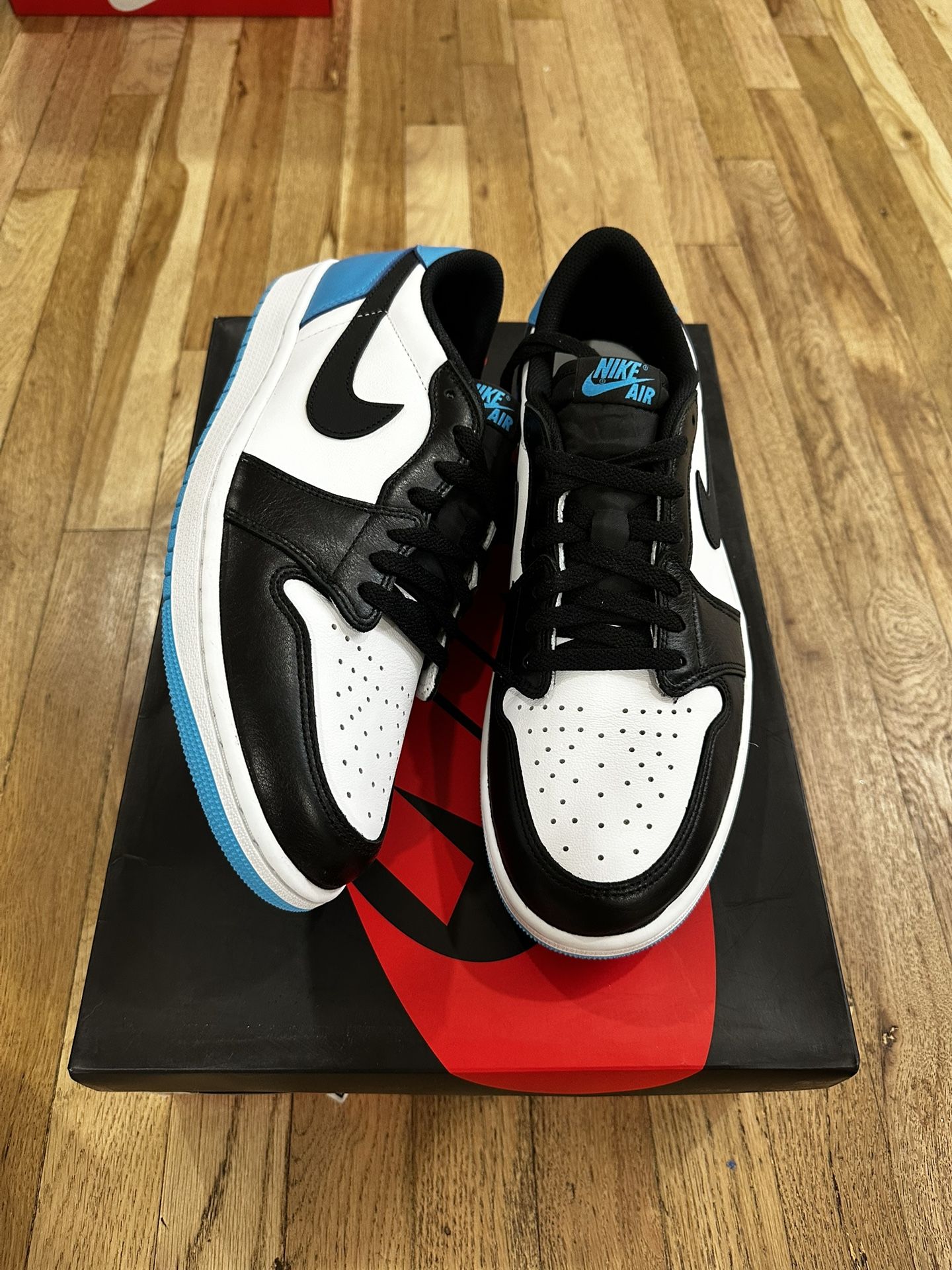 Jordan 1 Low “Powder Blue”